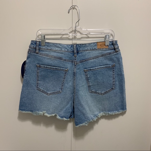 Scoop Vintage High Rise Shorts - Picture 2 of 6